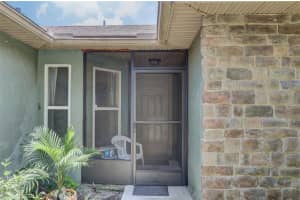 1052 SUNSHINE WAY, WINTER HAVEN, FL 33880 Sold 10/13/23