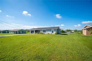 330 GRETNA LANE, WINTER HAVEN, FL 33880 Sold 08/30/23