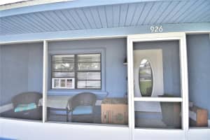 926 HILLGROVE LANE, AUBURNDALE, FL 33823 Sold 08/28/23