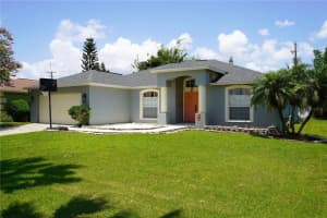 7116 SUMMIT DRIVE, WINTER HAVEN, FL 33884 Sold 09/15/23