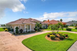 337 HAMILTON SHORES DRIVE, WINTER HAVEN, FL 33881 Sold 12/04/23