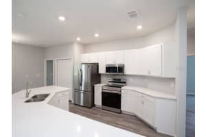1077 SANDPIPER LOOP, WINTER HAVEN, FL 33881 Sold 12/05/23