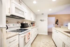 2025 SYLVESTER ROAD, LAKELAND, FL 33803 Sold 05/01/25