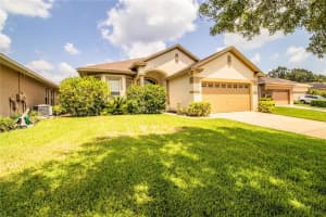 6927 EAGLE RIDGE BOULEVARD, LAKELAND, FL 33813 Sold 10/03/23