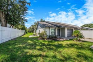 1164 DOSSEYWOOD LANE, LAKELAND, FL 33811 Sold 11/07/23