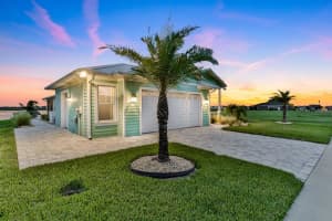 176 VALENCIA RIDGE DRIVE, AUBURNDALE, FL 33823 Sold 02/16/24