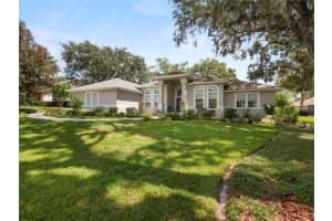 6866 CRESCENT OAKS CIRCLE, LAKELAND, FL 33813 Sold 04/12/24