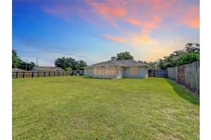 8062 GLENRIDGE LANE, LAKELAND, FL 33809 Sold 12/08/23