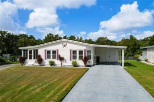 1762 SHERWOOD HILL DRIVE, LAKELAND, FL 33810 Sold 11/10/23