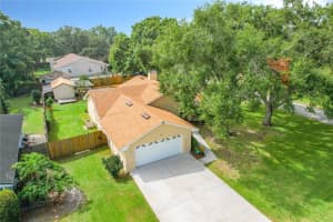 3346 SUMMIT COURT, LAKELAND, FL 33810 Sold 12/08/23