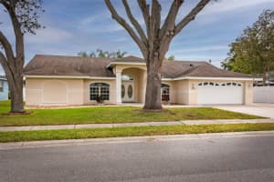 505 HUNTERS RUN BOULEVARD, LAKELAND, FL 33809 Sold 02/23/24