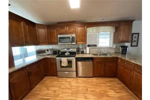 2162 CYPRESS CROSS DRIVE, LAKELAND, FL 33810 Sold 05/17/24