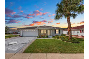 3414 HIGHLAND FAIRWAYS BOULEVARD, LAKELAND, FL 33810 Sold 11/15/23