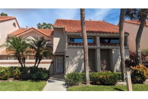 1705 GARDEN LAKE DRIVE, WINTER HAVEN, FL 33884 Sold 01/02/24