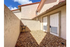 1705 GARDEN LAKE DRIVE, WINTER HAVEN, FL 33884 Sold 01/02/24