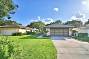 605 TURNBERRY COURT, WINTER HAVEN, FL 33884 Sold 11/20/23
