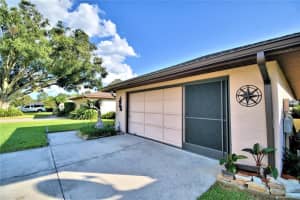605 TURNBERRY COURT, WINTER HAVEN, FL 33884 Sold 11/20/23