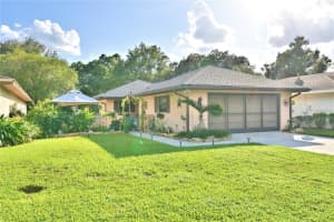 605 TURNBERRY COURT, WINTER HAVEN, FL 33884 Sold 11/20/23