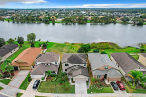 2195 ONTARIO WAY, LAKELAND, FL 33805 Sold 11/29/23