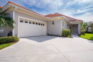 1744 LAUREL GLEN PLACE, LAKELAND, FL 33803 Sold 01/12/24