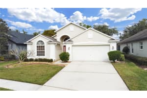1128 CLEARPOINTE WAY, LAKELAND, FL 33813 Sold 04/30/24