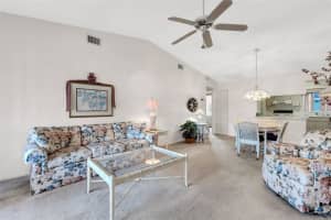 1614 COLONNADES CIRCLE, LAKELAND, FL 33811 Sold 04/03/24