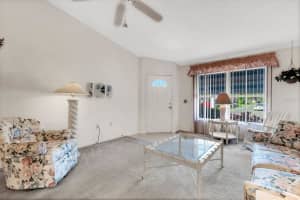 1614 COLONNADES CIRCLE, LAKELAND, FL 33811 Sold 04/03/24