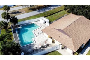 8 KENDRA COURT, WINTER HAVEN, FL 33880 Sold 03/01/24
