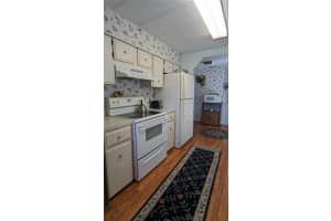 1610 REYNOLDS ROAD, LAKELAND, FL 33801 Sold 09/27/24