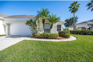 2758 PRESTWICK DRIVE, LAKELAND, FL 33803 Sold 06/10/24