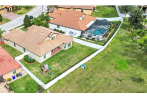 3935 SUNSET LAKE DRIVE, LAKELAND, FL 33810 Sold 07/15/24