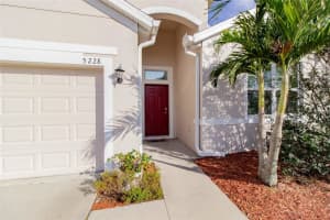 5228 KRENSON WOODS WAY, LAKELAND, FL 33813 Sold 03/14/24