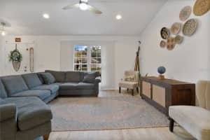 3713 HILEMAN DRIVE, LAKELAND, FL 33810 Sold 03/11/24