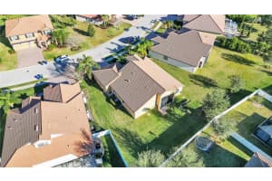 3943 SUNSET LAKE DRIVE, LAKELAND, FL 33810 Sold 03/14/24