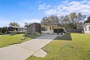 427 VILLAGE CIRCLE, WINTER HAVEN, FL 33880 Sold 03/01/24