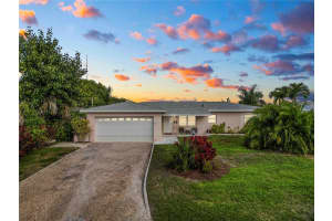 7925 2ND AVENUE, ST PETERSBURG, FL 33707 Sold 08/30/24