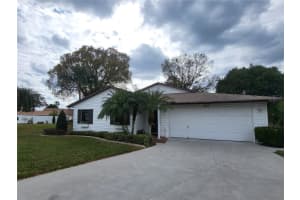 2313 GOLDEN HORSESHOE CIRCLE, LAKELAND, FL 33810 Sold 09/26/24