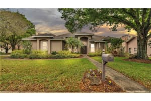 136 LAKE MARIAM WAY, WINTER HAVEN, FL 33884 Sold 04/05/24