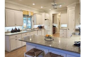 2360 LAKE JAMES WAY, LAKELAND, FL 33810 Sold 04/19/24