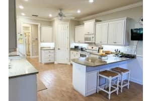 2360 LAKE JAMES WAY, LAKELAND, FL 33810 Sold 04/19/24