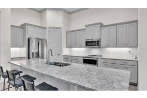 7922 LAKE JAMES BOULEVARD, LAKELAND, FL 33810 Sold 07/23/24