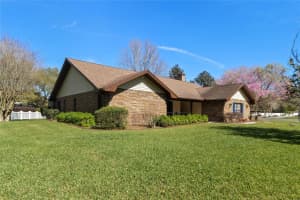 2640 SLEEPY HOLLOW LANE, LAKELAND, FL 33810 Sold 11/04/24