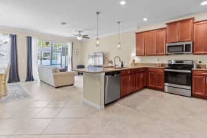 6434 SEDGEFORD DRIVE, LAKELAND, FL 33811 Sold 04/22/24