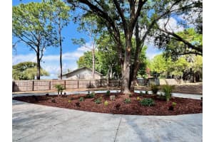 26 LAKE IDYLWILD DRIVE, WINTER HAVEN, FL 33881 Sold 10/31/24