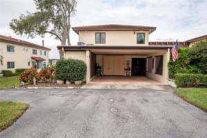 8 CASA LOMA WAY, LAKELAND, FL 33813 Sold 04/10/25