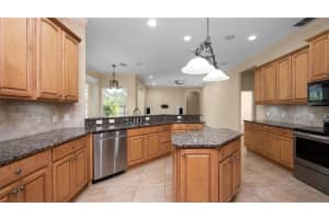 1052 ASHTON WOODS LANE, LAKELAND, FL 33813 Sold 10/11/24