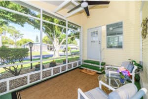 6605 SCENIC POINT DRIVE, WINTER HAVEN, FL 33884 Sold 06/04/24