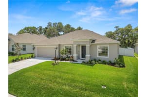 1077 WOODLAND OAKS DRIVE, LAKELAND, FL 33813 Sold 05/31/24