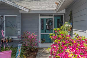 4505 RIVIERA DRIVE, WINTER HAVEN, FL 33884 Sold 05/23/24