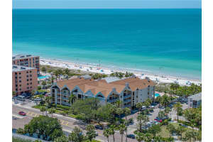 1108 GULF BOULEVARD, INDIAN ROCKS BEACH, FL 33785 Sold 04/30/25